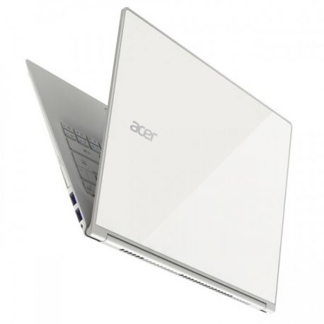 Les affaires ! Acer Aspire S7-391-73534G25aws Intel Core i7-3537U 4Go 256Go SSD 13,3" Tactile Windows 8